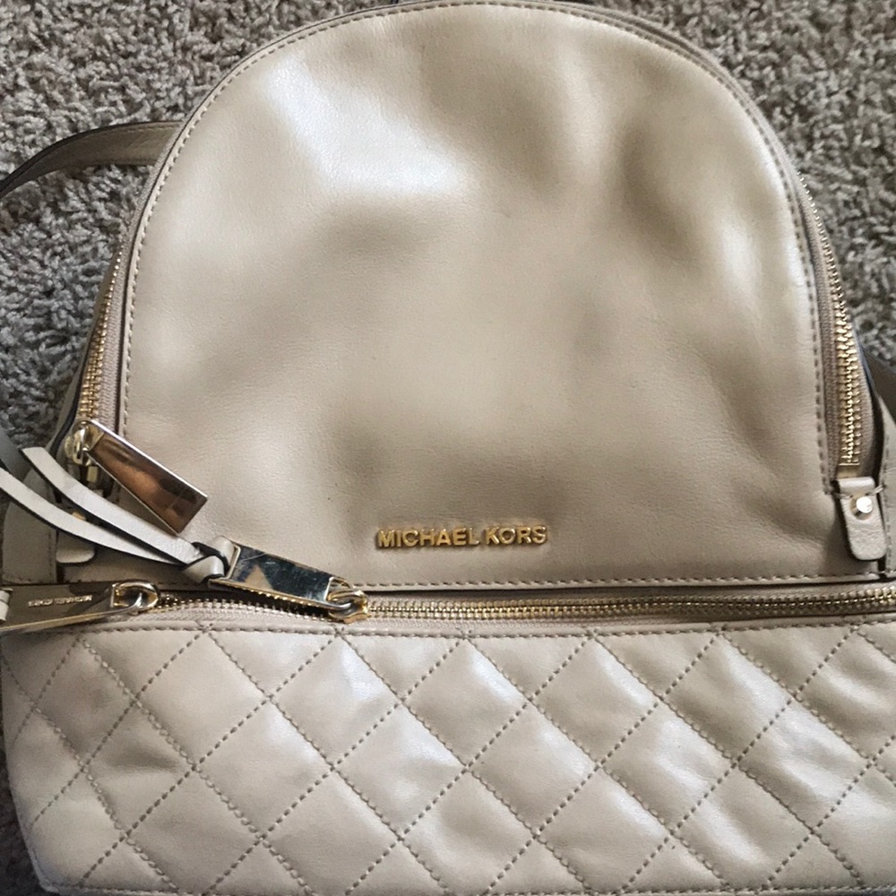 Micheal kors backpack